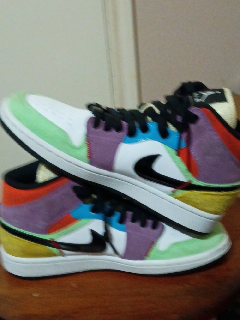 Nike Air Jordan 1 Mid SE Shoes Womens Size 7.5 Lightbulb Multicolor CW1140-100 - Picture 11 of 13